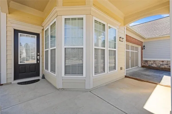 Property Slideshow image 3 of 34 | 6106 longleaf dr, Hoschton, GA, 30548