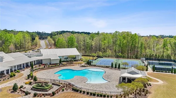 Property Slideshow image 2 of 28 | 108 red maple dr, Peachtree City, GA, 30269