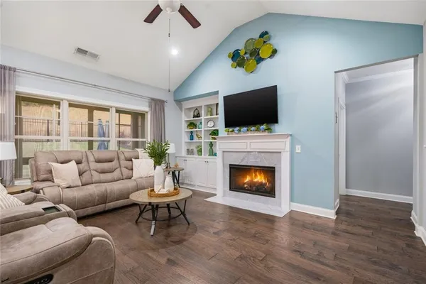 Property Slideshow image 3 of 37 | 1815 nestledown dr, Cumming, GA, 30040