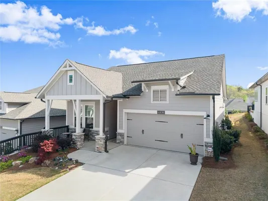 Property Slideshow image 2 of 40 | 6838 welcome rd, Flowery Branch, GA, 30542