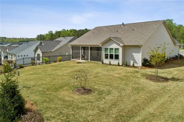 Property Slideshow image 3 of 60 | 443 southland cir, Canton, GA, 30115