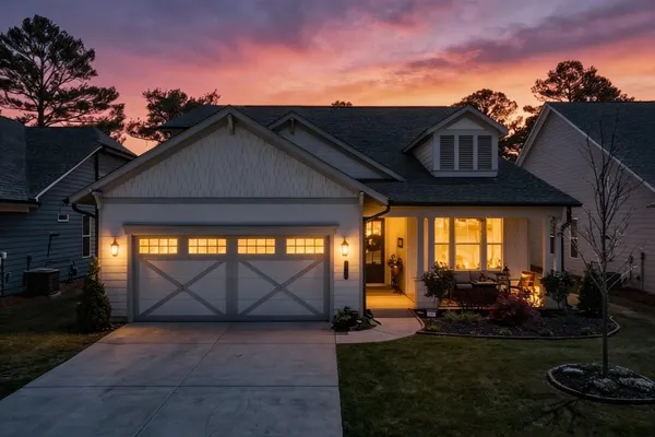 Property Slideshow image 3 of 89 | 85 rabun ct, Hoschton, GA, 30548