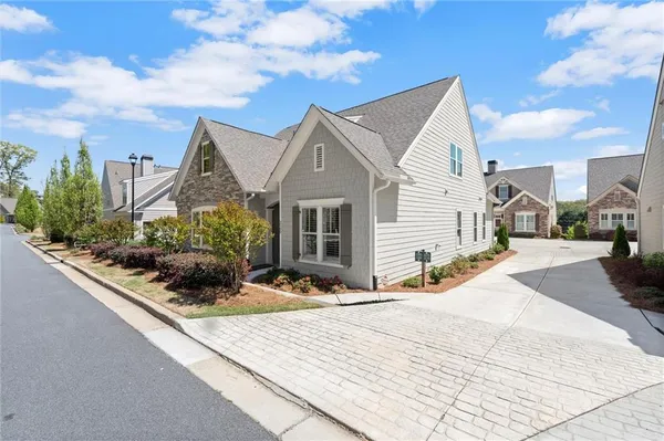 Property Slideshow image 3 of 50 | 2165 capers dr, Marietta, GA, 30064