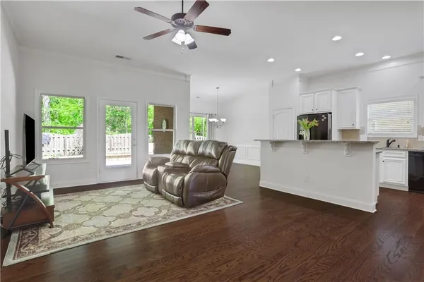 Property Slideshow image 3 of 48 | 1980 piedmont ln, Cumming, GA, 30040