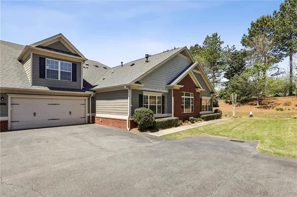 Property Slideshow image 3 of 30 | 1515 bluestone dr, Cumming, GA, 30041