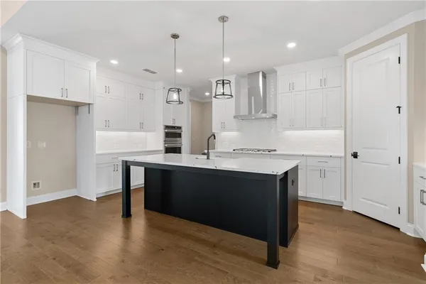 Property Slideshow image 2 of 37 | 565 pearl st, Cumming, GA, 30040