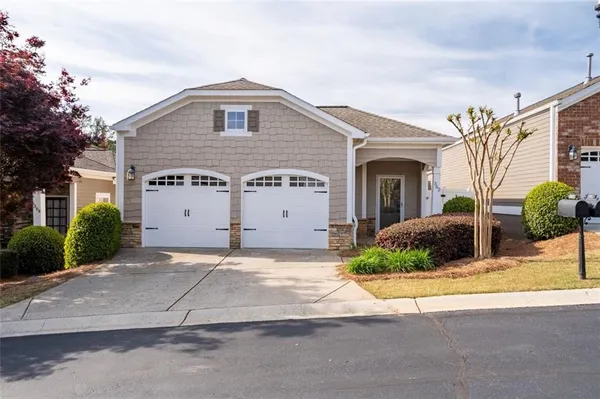 Property Slideshow image 2 of 33 | 362 acuba vw, Woodstock, GA, 30188