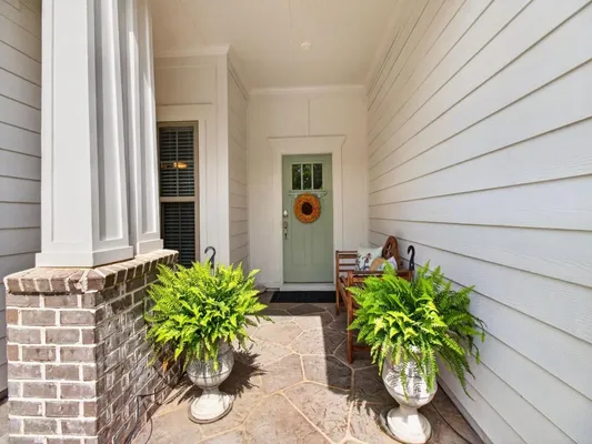 Property Slideshow image 3 of 79 | 5645 willow springs pl, Hoschton, GA, 30548