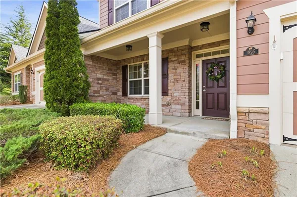 Property Slideshow image 2 of 50 | 1895 brannon commons cir 3002, Cumming, GA, 30041