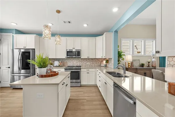 Property Slideshow image 3 of 28 | 108 red maple dr, Peachtree City, GA, 30269