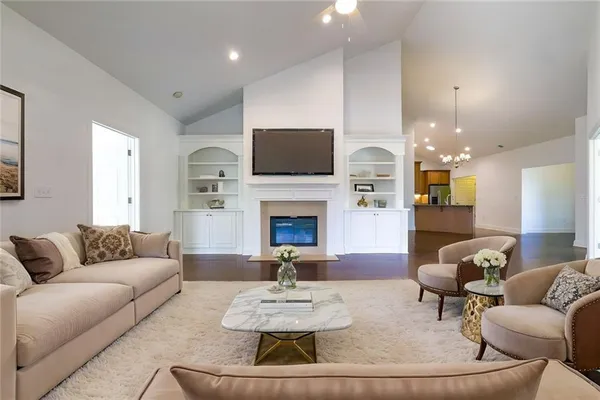 Property Slideshow image 3 of 44 | 11120 brookhavenclub dr, Johns Creek, GA, 30097