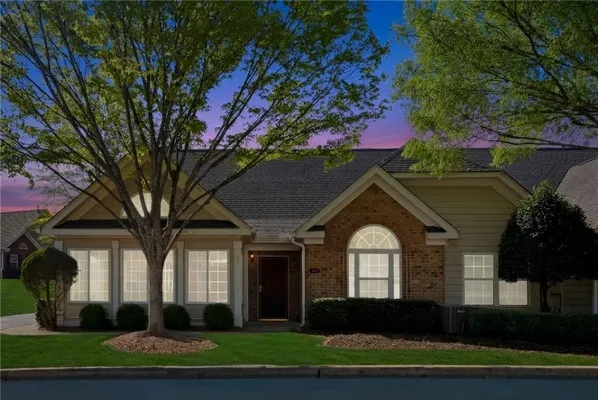 Property Slideshow image 2 of 32 | 2994 oakside cir, Alpharetta, GA, 30004