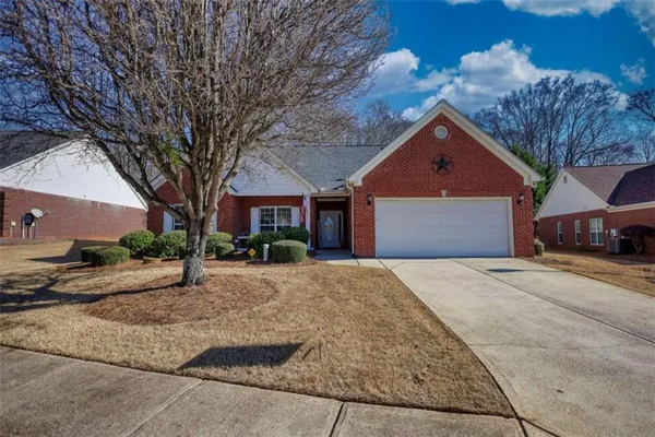 Property Slideshow image 2 of 57 | 339 crossroads dr, Social Circle, GA, 30025