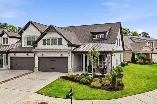 Property Slideshow image 2 of 44 | 215 misty view dr, Canton, GA, 30114