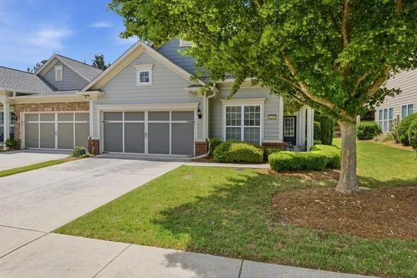 Property Slideshow image 2 of 55 | 6201 longleaf dr, Hoschton, GA, 30548