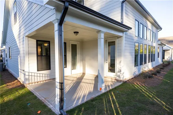 Property Slideshow image 2 of 39 | 581 pearl st, Cumming, GA, 30040