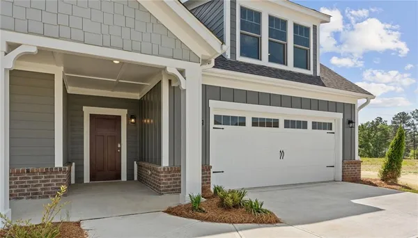 Property Slideshow image 2 of 20 | 3322 fishpond cir, Dacula, GA, 30019