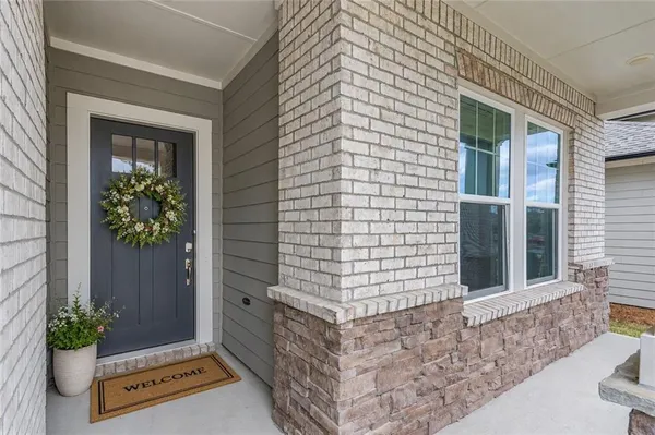 Property Slideshow image 2 of 52 | 6917 river rock dr, Flowery Branch, GA, 30542