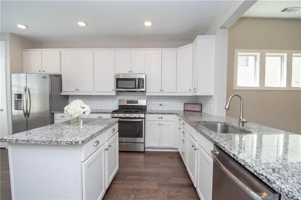 Property Slideshow image 2 of 43 | 245 spruce pine cir, Peachtree City, GA, 30269