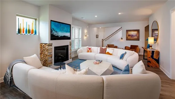 Property Slideshow image 3 of 49 | 5687 villa crest dr, Hoschton, GA, 30548