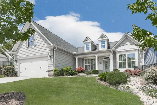 Property Slideshow image 3 of 85 | 225 windy ridge ln, Canton, GA, 30114