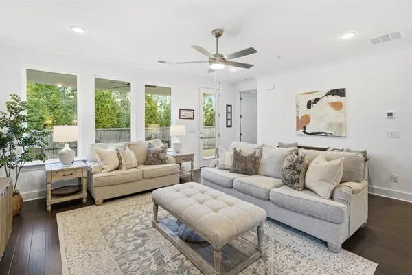 Property Slideshow image 2 of 57 | 209 floral vly, Woodstock, GA, 30188