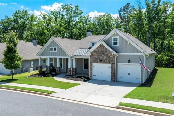 Property Slideshow image 3 of 71 | 332 cherokee dr, Waleska, GA, 30183