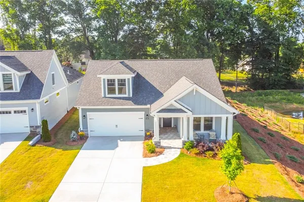 Property Slideshow image 3 of 49 | 3492 fishpond cir, Dacula, GA, 30019