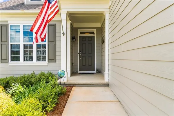 Property Slideshow image 3 of 71 | 3554 black cherry pt, Gainesville, GA, 30504
