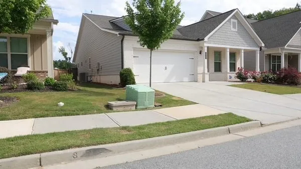 Property Slideshow image 2 of 43 | 2937 knob creek dr, Snellville, GA, 30078