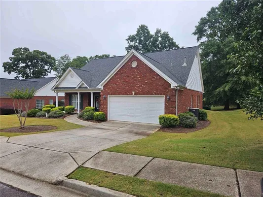 Property Slideshow image 3 of 47 | 360 crossroads dr, Social Circle, GA, 30025