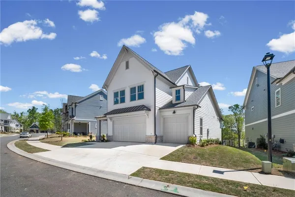 Property Slideshow image 2 of 27 | 844 lakemont dr, Canton, GA, 30114