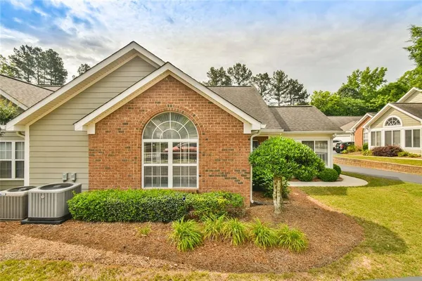 Property Slideshow image 2 of 28 | 3047 orchard ridge cir, Duluth, GA, 30096