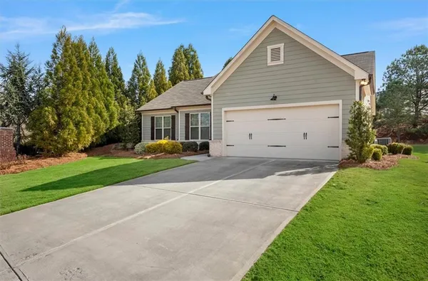 Property Slideshow image 2 of 30 | 918 camellia ln, Jefferson, GA, 30549