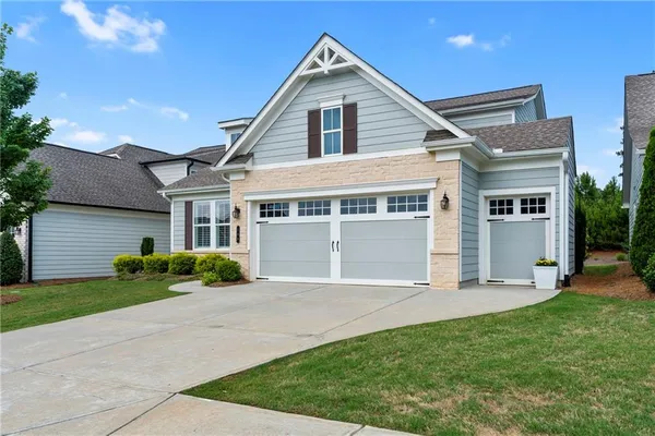 Property Slideshow image 2 of 65 | 188 chatuge dr, Hoschton, GA, 30548