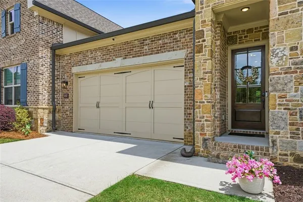 Property Slideshow image 2 of 45 | 337 rosshandler rd, Suwanee, GA, 30024