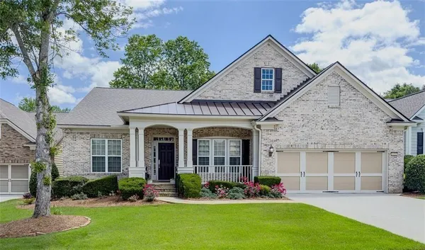 Property Slideshow image 2 of 50 | 6416 hickory springs cir, Hoschton, GA, 30548