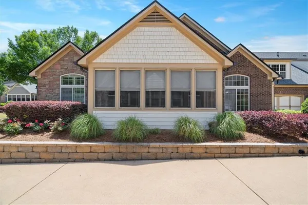 Property Slideshow image 2 of 46 | 120 chastain rd 1501, Kennesaw, GA, 30144