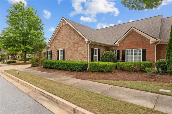 Property Slideshow image 2 of 43 | 1001 haven cir, Douglasville, GA, 30135