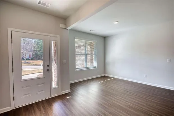 Property Slideshow image 3 of 39 | 210 park place trl, Social Circle, GA, 30025