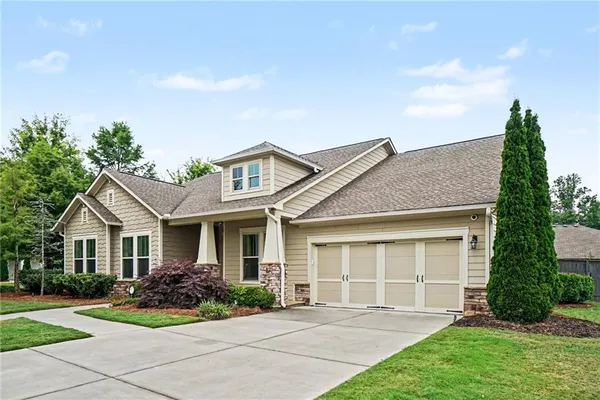 Property Slideshow image 3 of 42 | 105 sheridan dr, Woodstock, GA, 30189