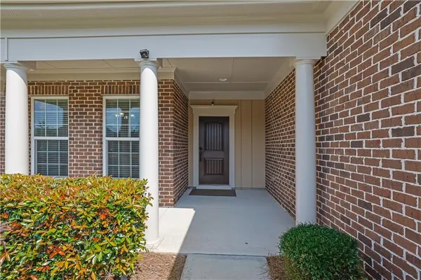 Property Slideshow image 3 of 35 | 2930 thistle trl, Suwanee, GA, 30024