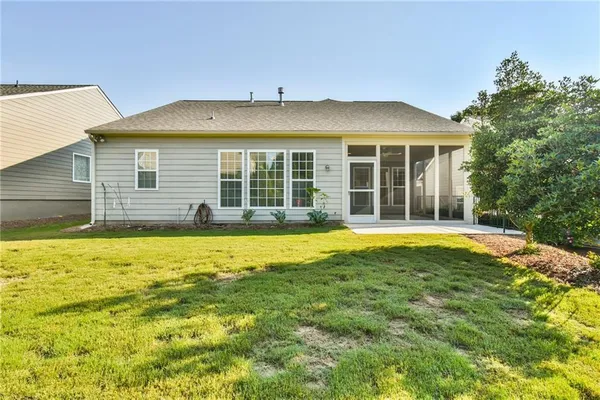 Property Slideshow image 3 of 44 | 6306 windrush ct, Hoschton, GA, 30548