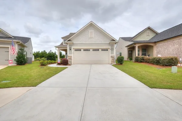 Property Slideshow image 2 of 73 | , Hoschton, GA, 30548