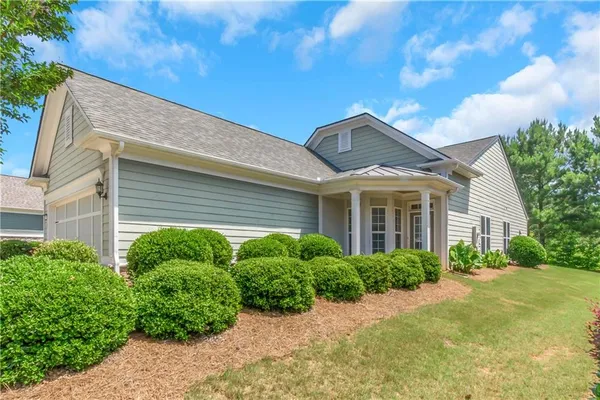 Property Slideshow image 2 of 37 | 329 sandy springs dr, Griffin, GA, 30223