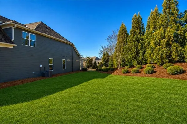 Property Slideshow image 2 of 71 | 3730 cypresswood pt, Gainesville, GA, 30504