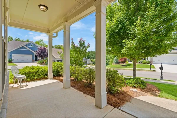 Property Slideshow image 2 of 52 | 400 laurel spring ct, Canton, GA, 30114