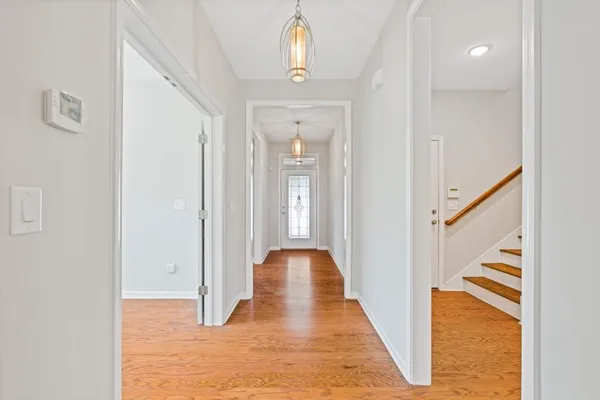Property Slideshow image 3 of 52 | 400 laurel spring ct, Canton, GA, 30114