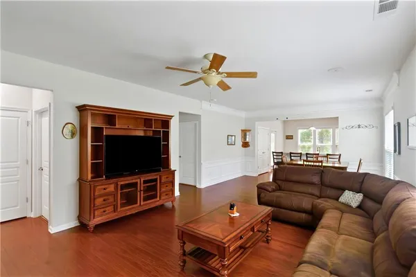 Property Slideshow image 3 of 37 | 329 sandy springs dr, Griffin, GA, 30223