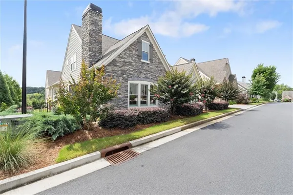 Property Slideshow image 2 of 49 | 2165 capers dr, Marietta, GA, 30064